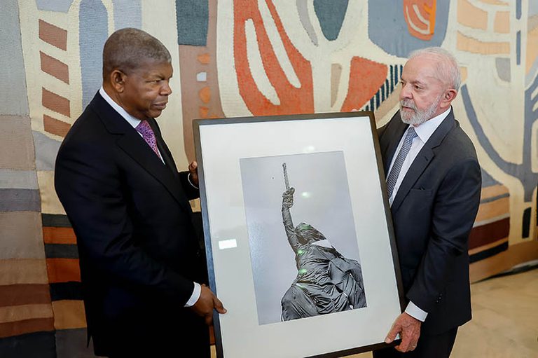 presente de lula.jpg presente de lula.jpg