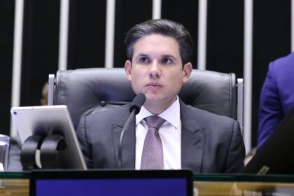 Câmara vai votar semanalmente projetos sobre segurança pública, diz Motta