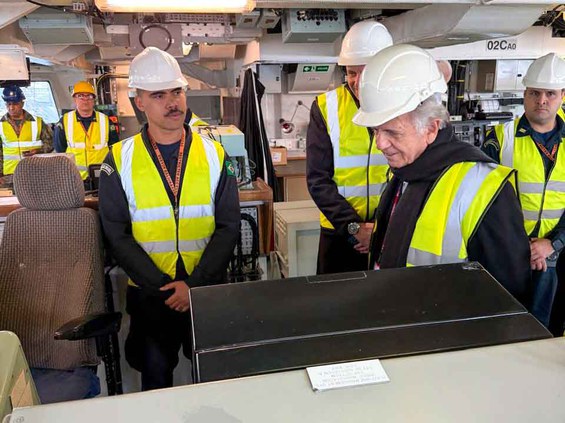 Visita técnica ao navio DOCA Multipropósito OIAPOQUE - MD-.jpg